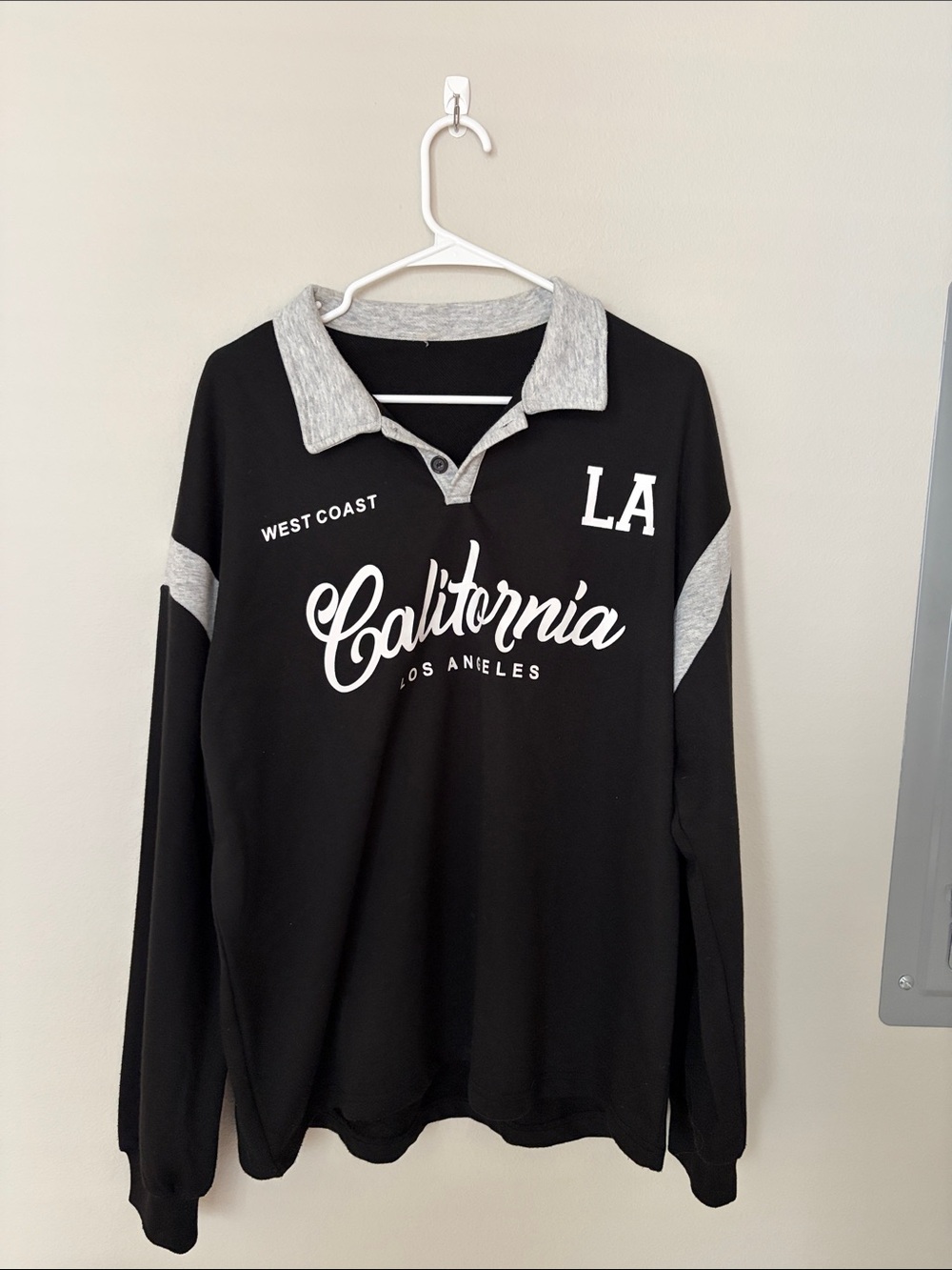 California LA Men’s Black Long-Sleeve Polo Sweater